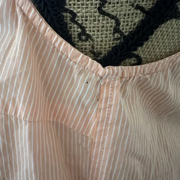 Ralph Lauren Peach Sleeveless Button-Down Shirt - Picture 5 of 7